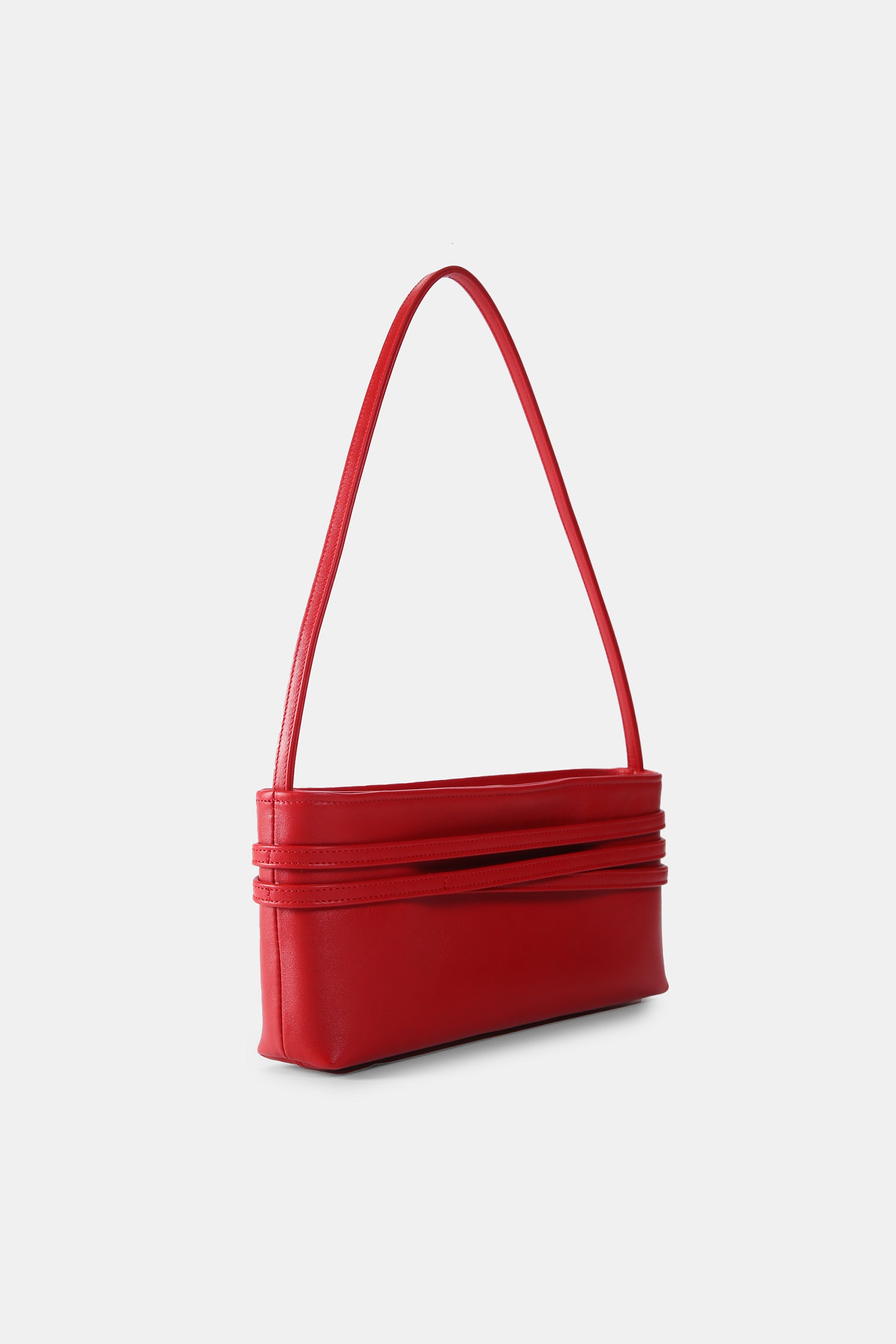 Britni Tasche in Rot