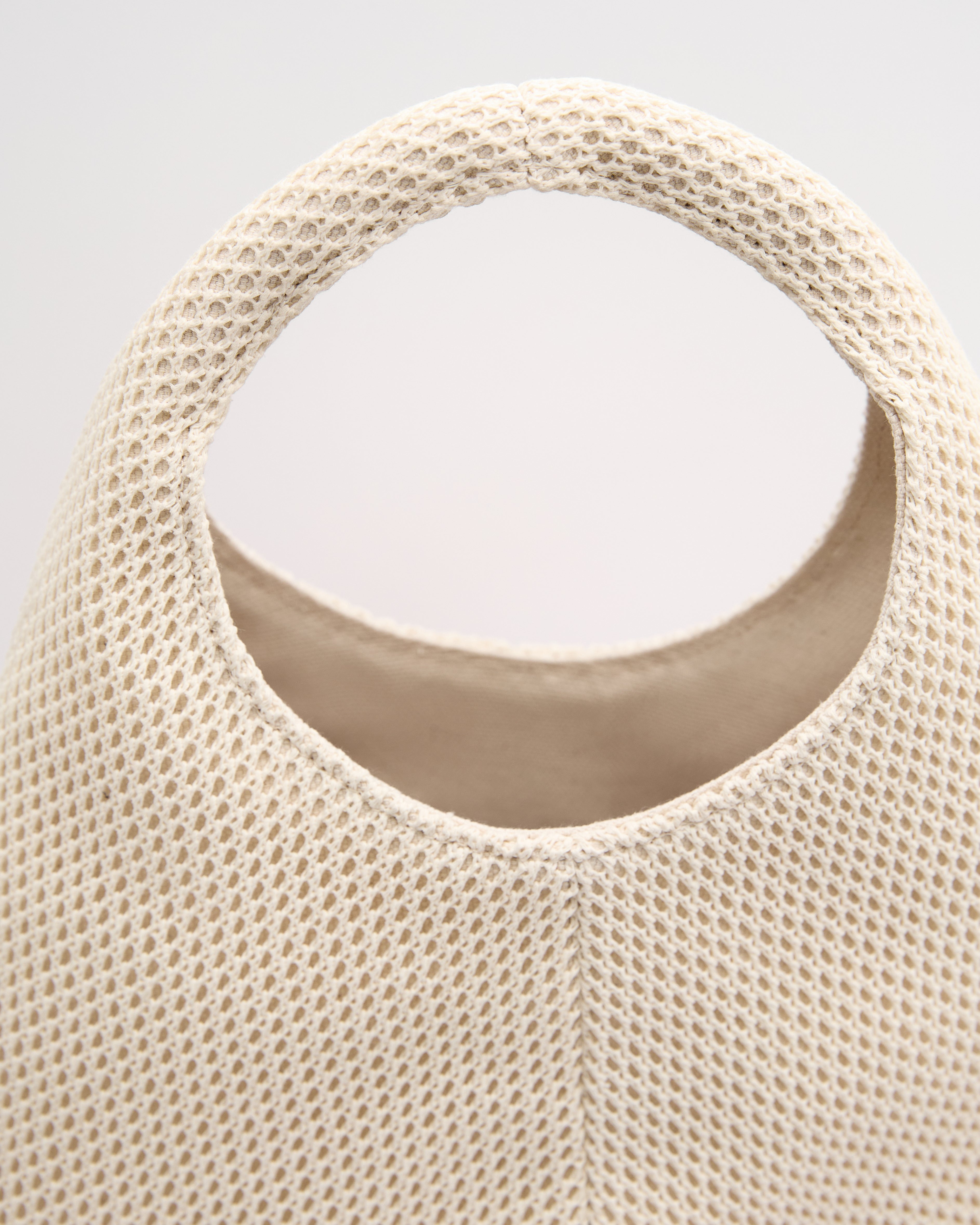 Francesca Tasche in Milch