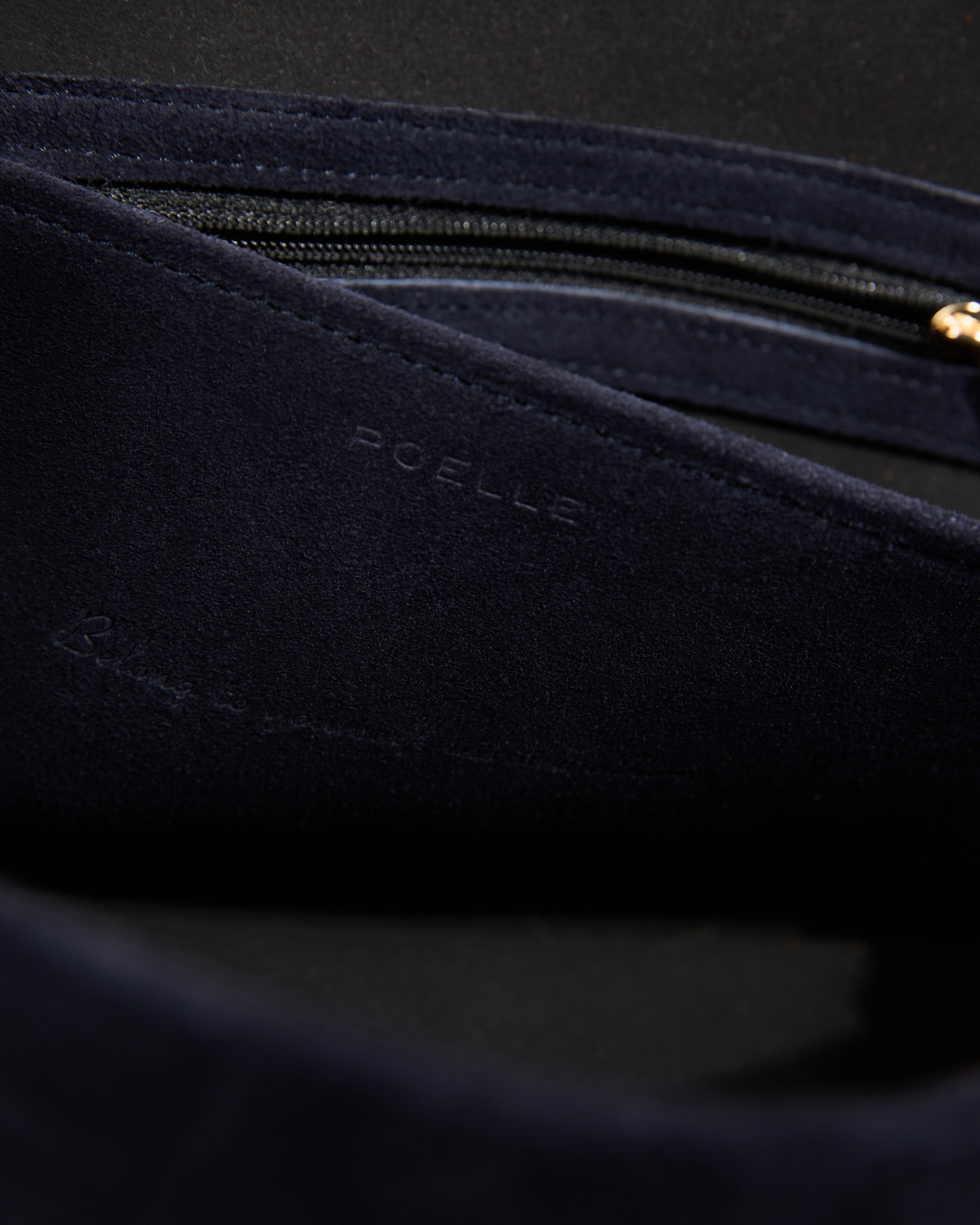 Unbenannte Tasche in Milch